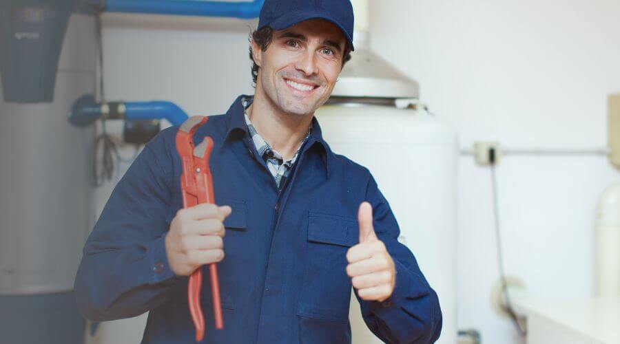 Professional clogged toilet repair in Brownwood, MO
